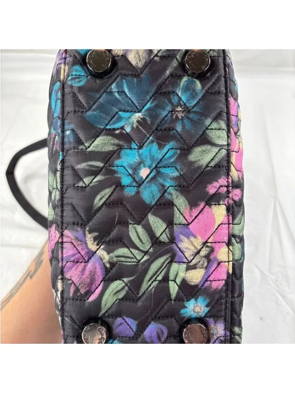 LUG jive satchel Built In Wallet